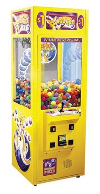 Coin Operated Giant Claw Machine Crane Claw Vending Machines for Sales Affordable