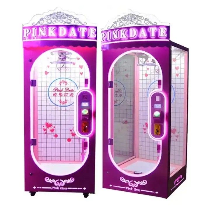 50KG Customized Black Pink Date Arcade Coin Operated Games Claw Machine Prize Cutting